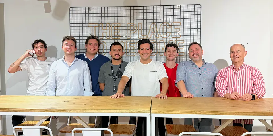 El equipo de Swipet: Rafa, Dani, Carlos, Sergio, Edu, Iker, David y Luis